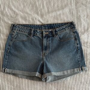 Blue Jean Shorts with Cuffed Hem and Relaxed Fit